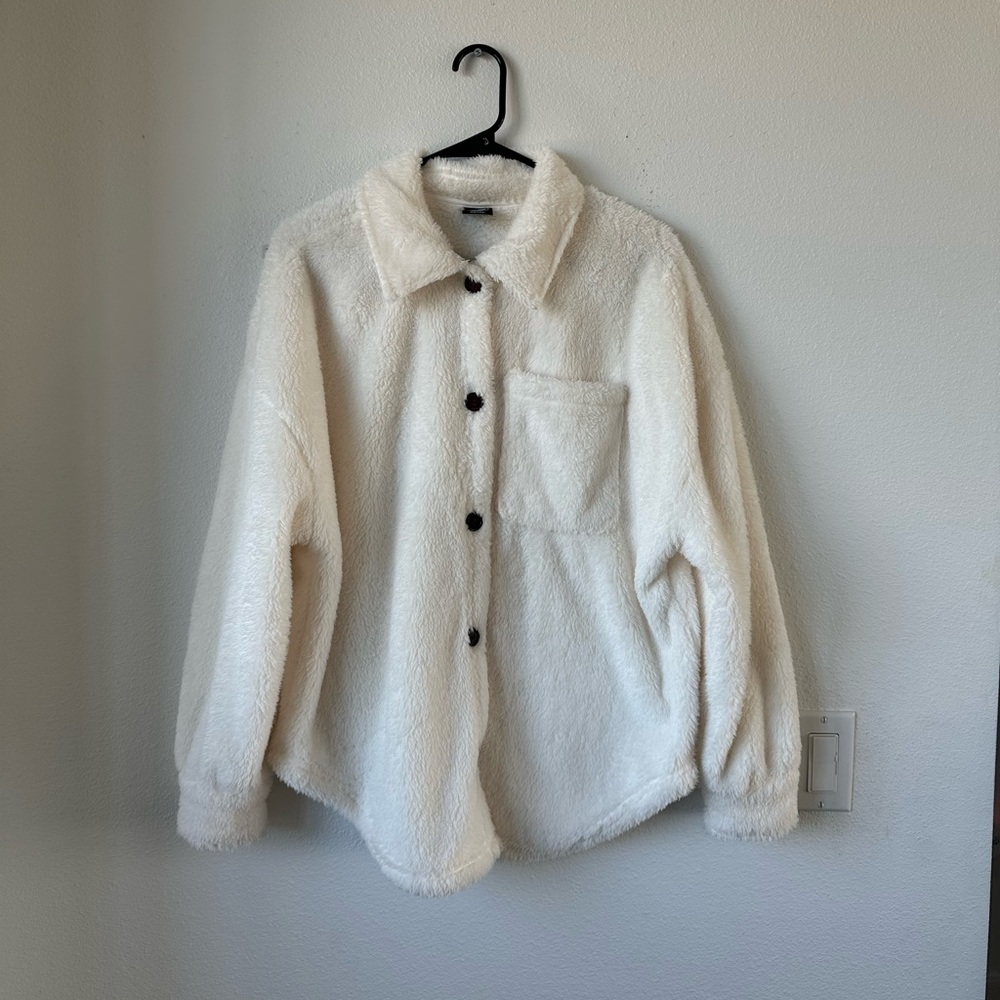 PacSun Oversized White/Cream Button-Up Fuzzy Jacket - Size XS/S